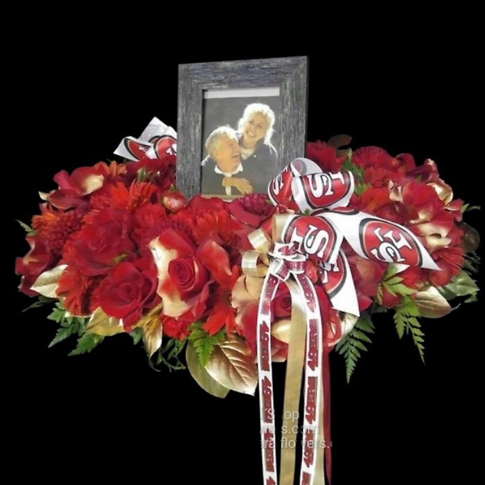 49ers Urn/Picture Wreath