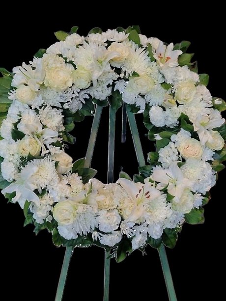 Serenity White Floral Wreath