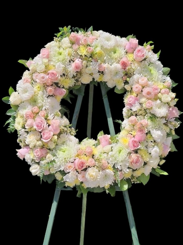 Peaceful love Eternal Wreath