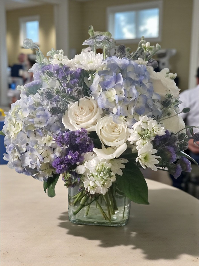 Ocean song vase arrangement