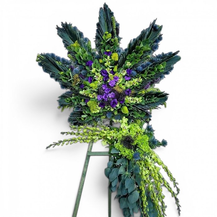 Cannabis leaf sympathy tribute