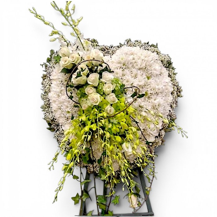 Heartfelt Prayer solid heart with cluster
